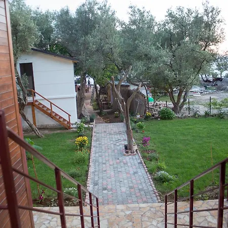 Lodge Dream Drimadhes
